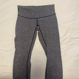lululemon cropped leggings